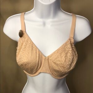 Wacoal Lace Underwire Bra in Nude Beige